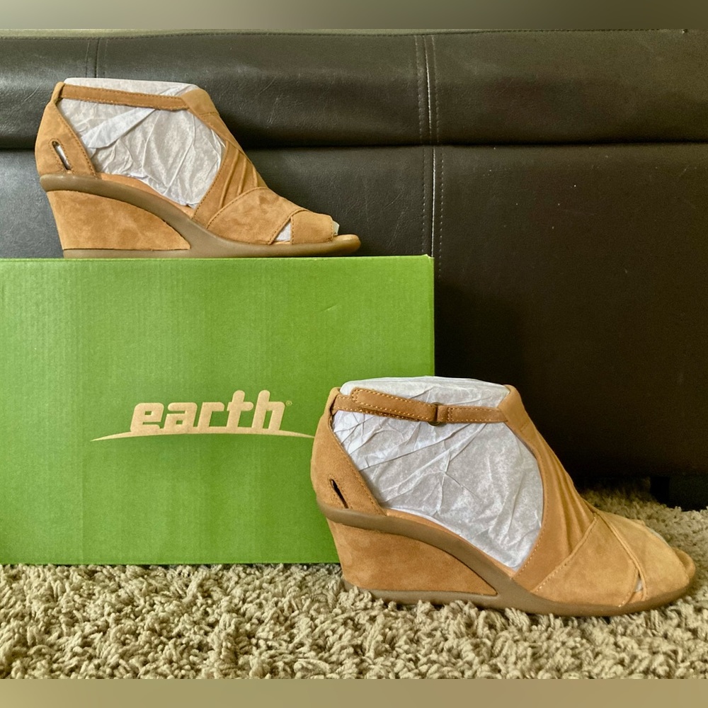 Suede Peep-Toe Wedges by Earth.  Style: Curvet, Color: Biscuit, Size: 6.5.